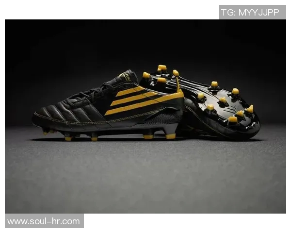 阿迪达斯F50足球鞋助你在球场上尽显风采与速度的完美结合